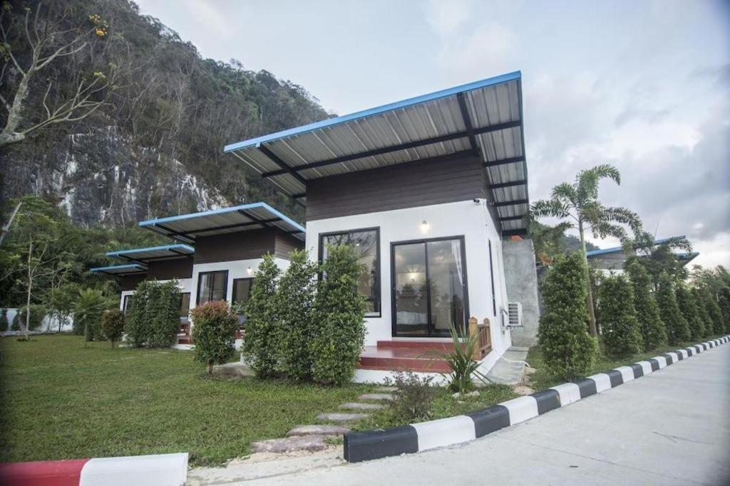 Phuphayot Resort Trang Exteriér fotografie
