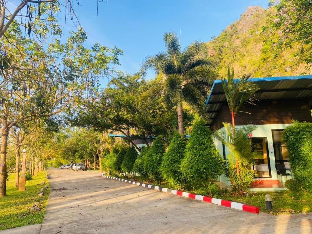 Phuphayot Resort Trang Exteriér fotografie